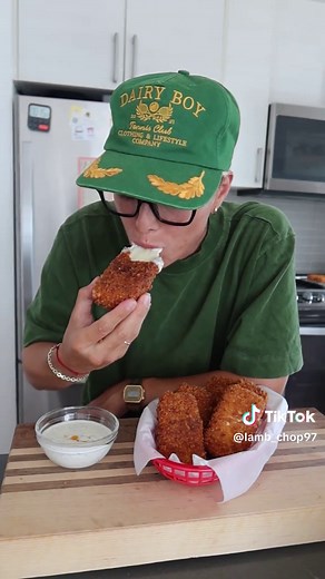 Nashville Hot Mozzarella Dippers Recipe
