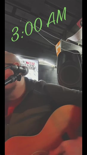 3AM cover #matchbox20 #baby #3am #livehighlights #tiktoklive @Matchbox Twenty @Rob Thomas