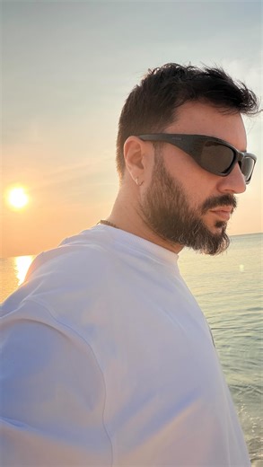 Marian Capet on Instagram: "De ce a ajuns o rusine faptul ca ai avut wc in fundul curtii? Acum la moda prin tarile astea straine sunt baile in aer liber cu wc ul in curte, adica noi eram la moda de mult nu? Voj ati avut?😂😂😂 . . . . . #instagram #viral #foryou #grwm #funny"