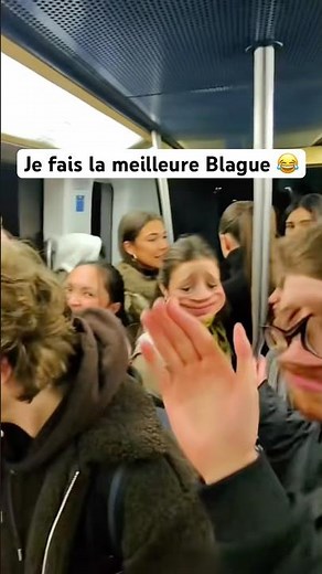 Prank: The best prank to play on the subway #funny #lol #prank #sofunny #funnyvideo #funny_