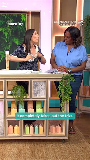Say goodbye to frizz and transform your hair in seconds with this mind-blowing trick! 😱 | This Morning
