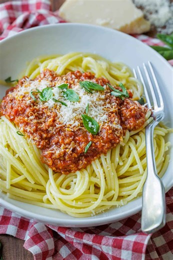 This Spaghetti Sauce recipe is iconic–beefy, saucy, and so satisfying. 🍝 RECIPE: https://natashaskitchen.com/spaghetti-meat-sauce-recipe/ | NatashasKitchen.com