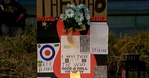 Survivors hold vigil for 1979 concert tragedy