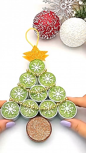 2.3M views · 46K reactions | Christmas Craft Ideas #tutorial #craft #diy #christmasdecor #craftseasydiy | DIY Easy Crafts | Facebook