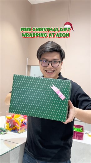 It’s the season of giving, and AEON is making your holiday shopping a whole lot easier! Enjoy FREE Christmas gift wrapping for any items you purchase in-store. Whether you’re picking up the latest toys, trendy fashion, beauty essentials, or cosy home decor, we’ve got you covered. 🎁✨ Head to our Customer Service Counter after your shopping spree to get your gifts beautifully wrapped. It’s the perfect way to save time and add a special touch to your presents this year. Shop, wrap, and spread the