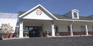 Local flower shops busy ahead of Mother’s Day