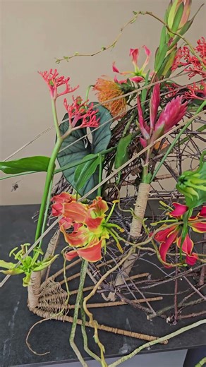 Flower Arrangements by International Master Florist Gregor Lersch #floristry #floraldesign #flowers