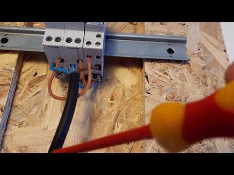 17elec schema cablage horloge digitale Legrand