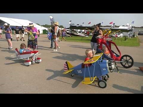 EAA AirVenture 2019 - Pedal Plane Guinness World Record