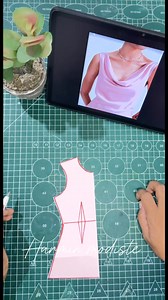 373K views · 38K reactions | Drapping dada #sewing #sewingtutorial #kreatorjahit #sewingtrick #fyp #fashiondesign #diyprojects #sewingmachine #clothing #dressmaker #patternmaker | Harmianti | Facebook