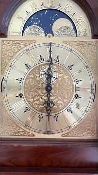 Vintage Colonial Molyneux Grandfather Clock