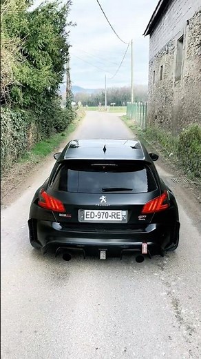 Cette Peugeot 308 GTi a une configuration incroyable ! 😍🔥