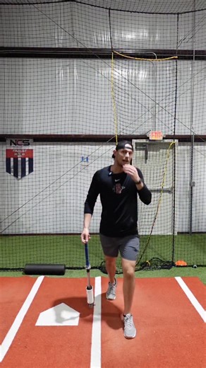 Big Time Baseball on Instagram: "Don’t use momentum in your load. It will make your life much harder than it already is🤷🏼 DM me “Doubles” for more information about my online BTB training program🤙🏼"