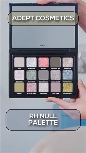 ADEPT COSMETICS - RH Null 🩸 Eyeshadow Palette - Look 1