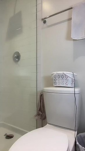 Bunni Emmie (@bunni.emmie22)’s videos with original sound - Bunni Emmie