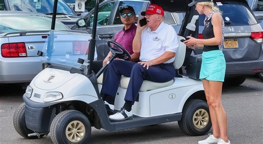 Donald Trump's Golf Course Is Benefitting Big-Time From His $300 Million White House Renovation - Here's How