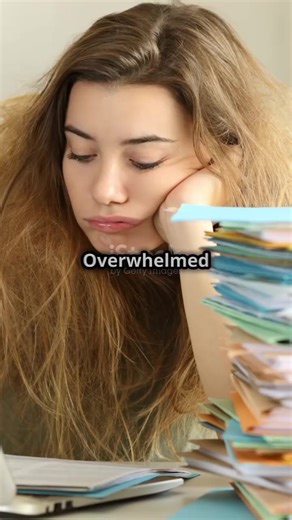 contact us now for assignment to do on discount price upto 20% off hurry up 🫠🙊 #fyp #assignmenthelper #unitedkingdom #unistress #studentlifeuk