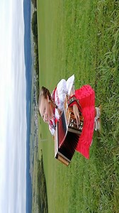 Neber si synačku ✨✨✨Takže dnes pesnička na želanie-🌼🌼Milanovi 💝 Janke Horvátovým z Brezna k 60 rokom-prajem veľa zdravíčka a lásky.🥰🥰🌼🌼 | Lucia Haladejová Heligonka