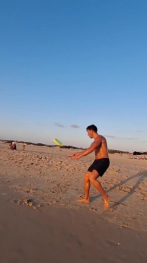 Tutorial Coming Soon!🔥🥏🔥 #frisbeefreestyle #motivation #boomerang #freestylefrisbee #sports #foryou #summer #fyp #Fitness #frisbee #beach #airbender #trickshot