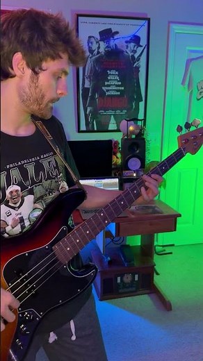 AIN'T NO STOPPIN' US NOW - MCFADDEN & WHITEHEAD BASS LESSON #funk #bass #bassguitar #basslesson