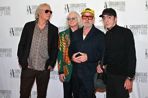 R.E.M. performs publicly for the first time in 16 years at surprise NYC reunion