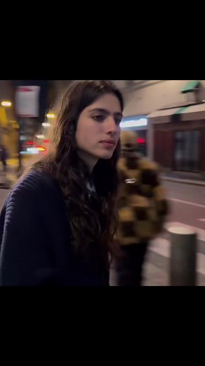 Model Walking Edits: Captivating Visuals and Styles