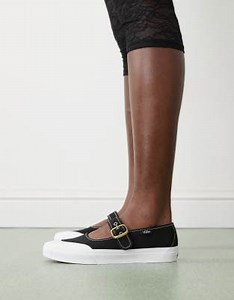 Vans Mary Jane canvas shoes in black | ASOS