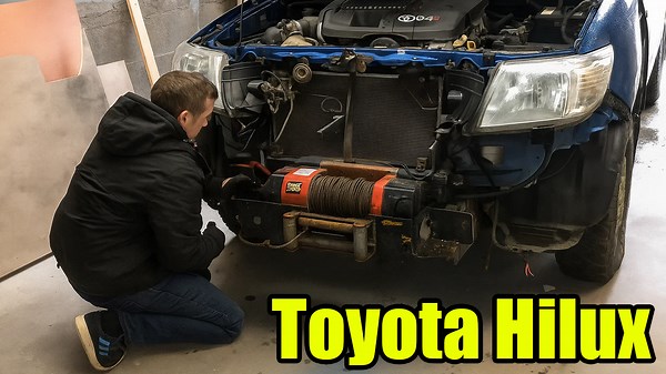 Toyota Hilux Custom Build: Watch Every Step of the Transformation in Only 10 Minutes