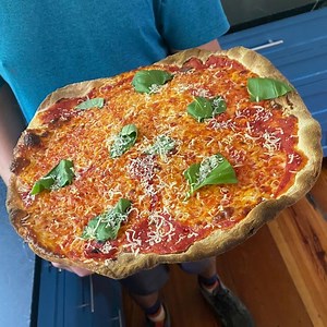 How To Make Thin Crust Pizza In A Home Oven