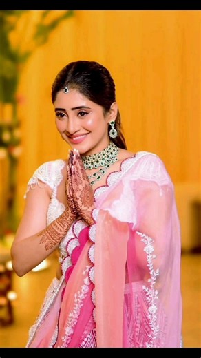 shivangi joshi beautiful look's 💕👑💖#shivangijoshi #yrkkh #kkk12 #ytshorts #actress #reels