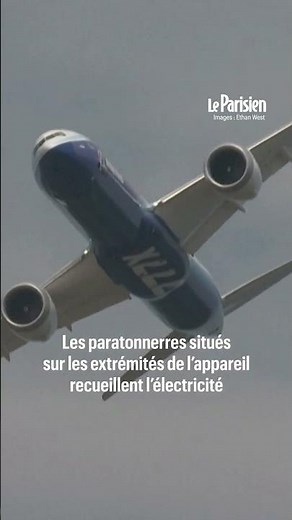 Un Boeing 777 frappé par la foudre en plein décollage à Vancouver