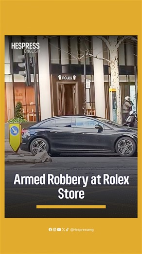 Hespress English on Instagram: "Armed robbery at a Rolex store in Knightsbridge, London, in broad daylight #Rolex #Robbery #London #Daytime #CMO #HespressENG"