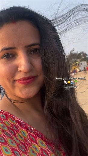 Priyanka Arora on Instagram: "☀️🌊🏖️🌴🐚🥂✨ . . . . . #viral #fyp #explore #explorepage #reelitfeelit"