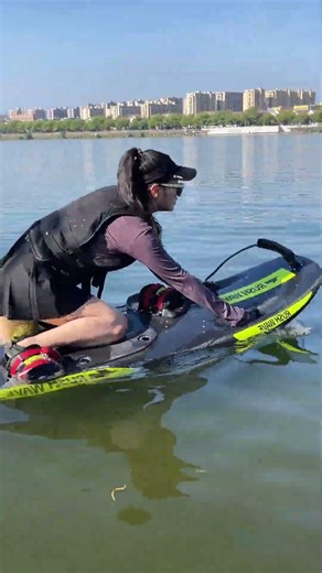 Powered Surfboard for Beginners | Love It from the First Ride