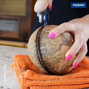 1M views · 1.7K reactions | How to make a beautiful decorative bowl from coconut shells 便 朗  | MEAWW | Facebook