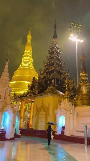 The Shwedagon Pagoda you've never seen before - stormy night in Yangon #myanmar #pagoda #travel