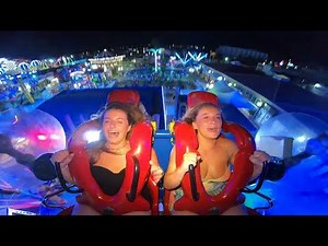 【爆乳コンビ】絶叫マシーンでおっぱいポロリ