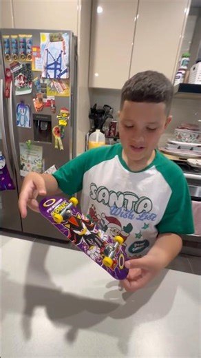 Tech deck hand board unboxing. #unboxing #techdeck #viralvideo #christmas #skateboard #skateboarding