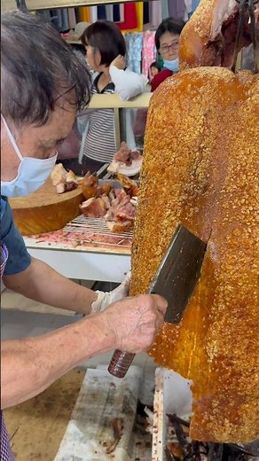 😱 Street Chef’s Fastest Crispy Pork Cutting Skills 🔪⚡ #food #usa #shorts