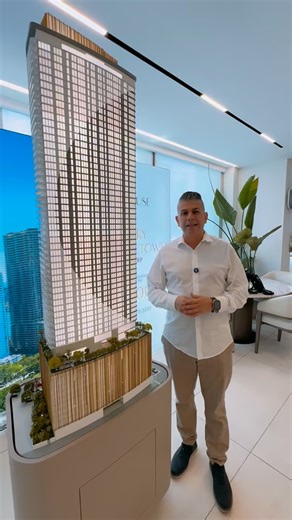 EDGEWATER ESTÁ EXPLOTANDO… y tú puedes entrar HOY desde solo $495,000 🔥 Lo que viene aquí no es para todos… es para quienes entienden que el verdadero poder está en invertir ANTES de que todo el mundo lo descubra. 📍 Edgewater El corazón del nuevo Miami: rodeado de Downtown, Brickell, Midtown, Wynwood, a minutos del aeropuerto, de las playas, del estadio de la NBA, del Inter Miami y del Marlins Park. No hay otra zona que esté creciendo tan rápido… ni con tanto potencial de rentas de lujo. 🏙️ U