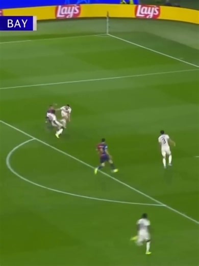 215K views · 14K reactions | Raphinha All UCL Goals 2025 狼☠️ #highlightseveryone #footmooddaily #WCQ2026 #brazil #worldcup #Bolivia #kickoff #UnitedStates #FIFA #neymar | Football world | Facebook