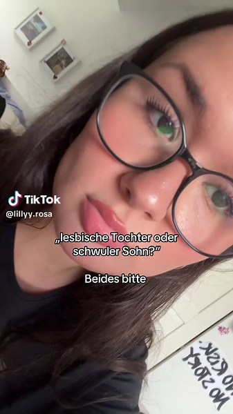 L I L L Y 💞 (@lillyy.rosa)’s videos with Fck AfD - Dahabflex