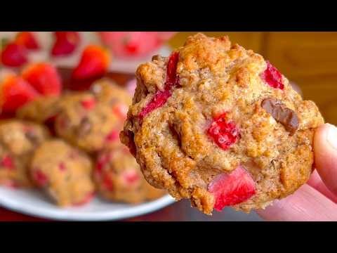 Strawberry Chocolate Cookies: NO ADDED SUGAR | ONLY 5 INGREDIENTS! 🍓🍪