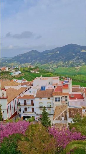 OLVERA, Andalusia / Peñón del Sagrado Corazón / Stunning Panoramic View #olvera #pueblosblancos