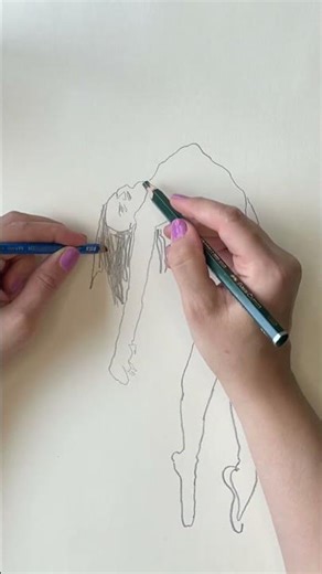 Two hands, one drawing #dualhand #drawing #artshorts #artchallenge #brainchallenge