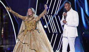 ‘The Masked Singer’ confession: LeAnn Rimes (Sun) was ‘crying behind the mask’ during judges’ comments of this song [WATCH]
