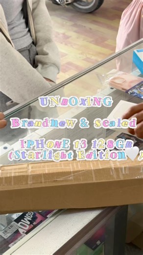 UNBOXING BRAND NEW AND SEALED “IPHONE 13 ( STARLIGHT EDITION) 懶”...