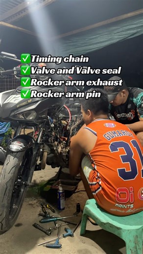 Timing chain , valve and valve seal, rocker arm exhaust and rocker arm pin. Repair