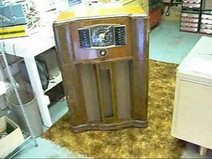 ZENITH RADIO model 10S 669