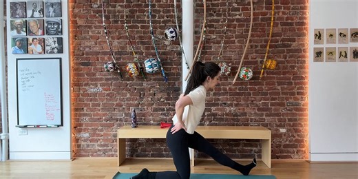 A delicious 15-minute morning stretch routine